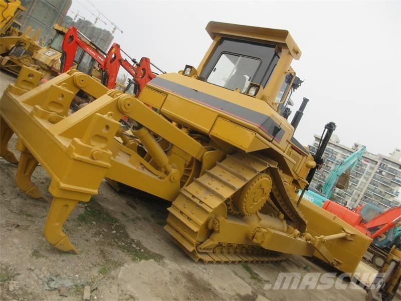 CAT D 8 R Buldožeri guseničari