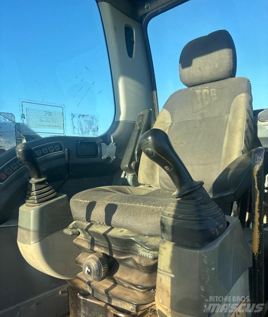 JCB 8080 Midi bageri 7t – 12t