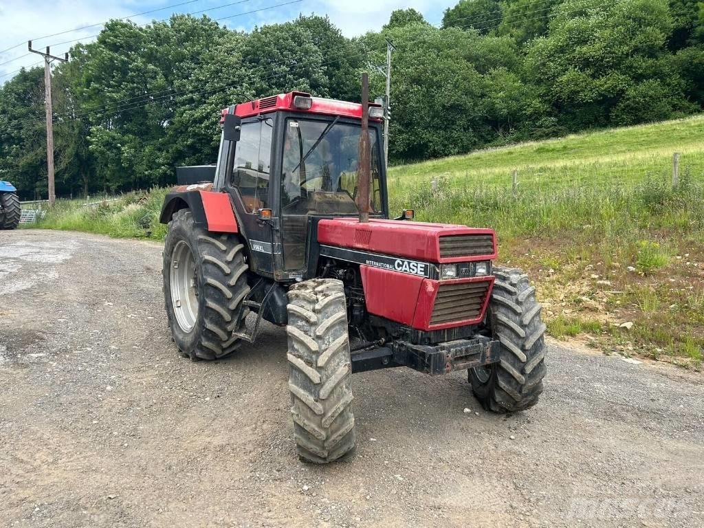 CASE 956XL Traktori
