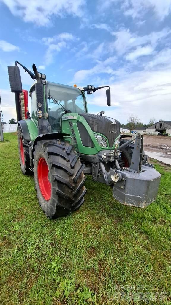 Fendt 516 Vario Traktori