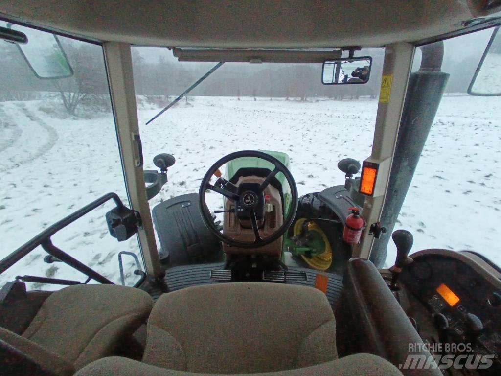 John Deere 7820 Traktori