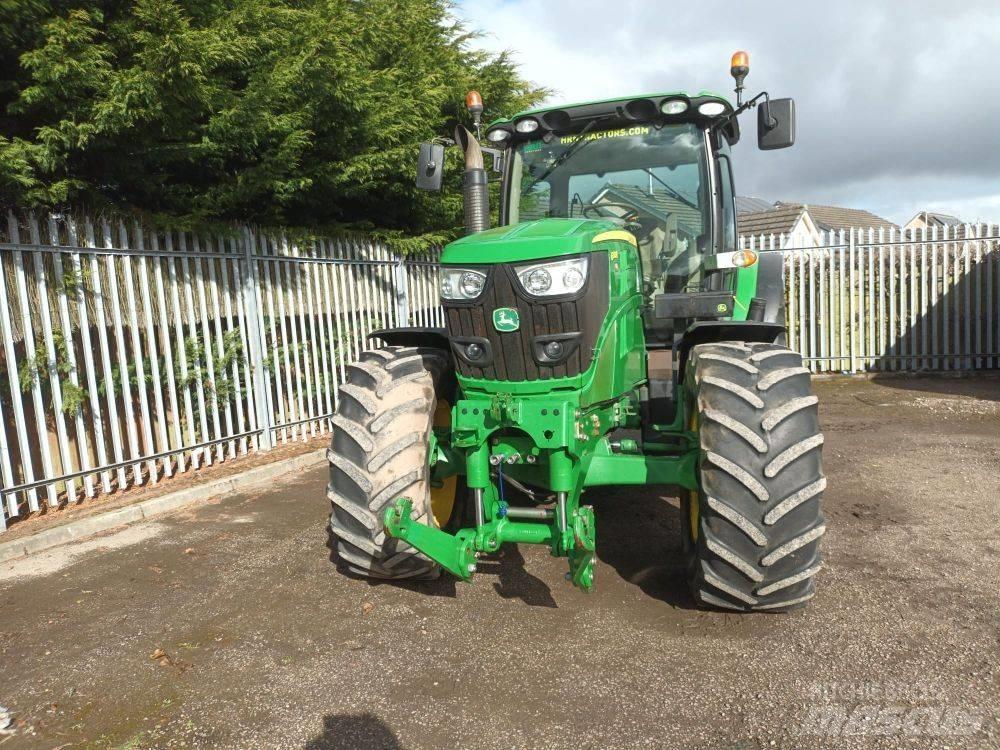 John Deere 6130 R Traktori