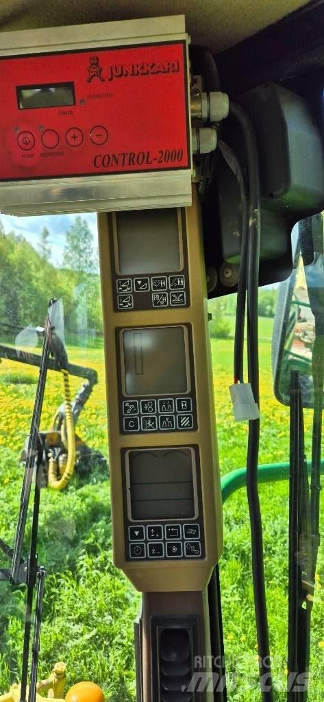 John Deere 7300 Mašine za stočnu hranu sa sopstvenim pogonom