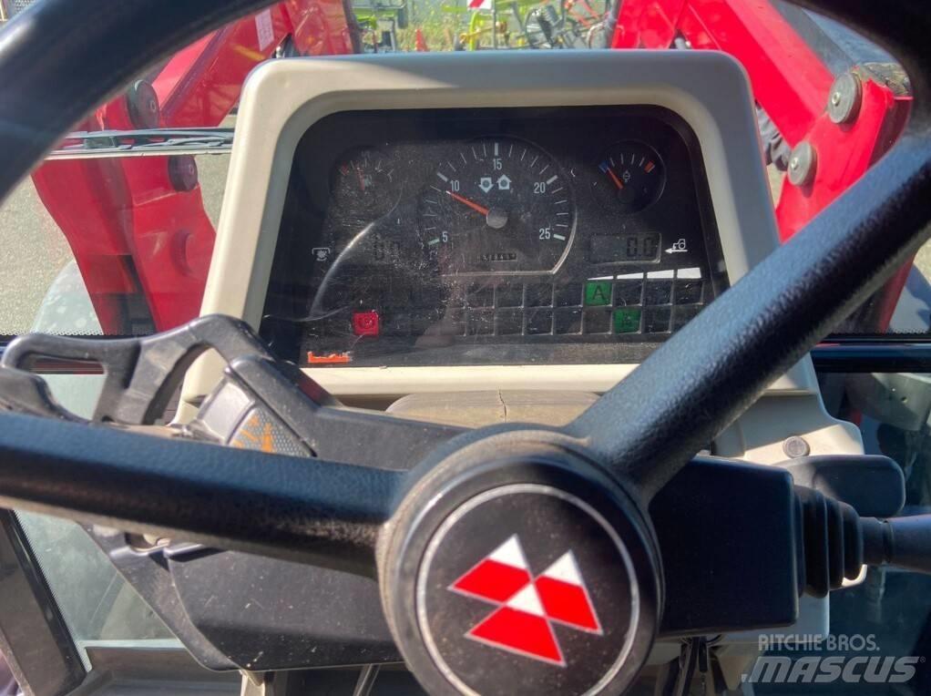 Massey Ferguson 5460 Traktori