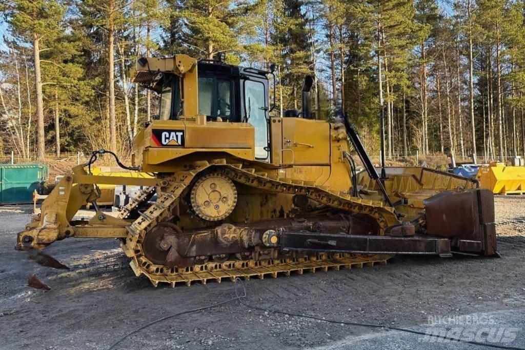 CAT D 6 T LGP Buldožeri guseničari