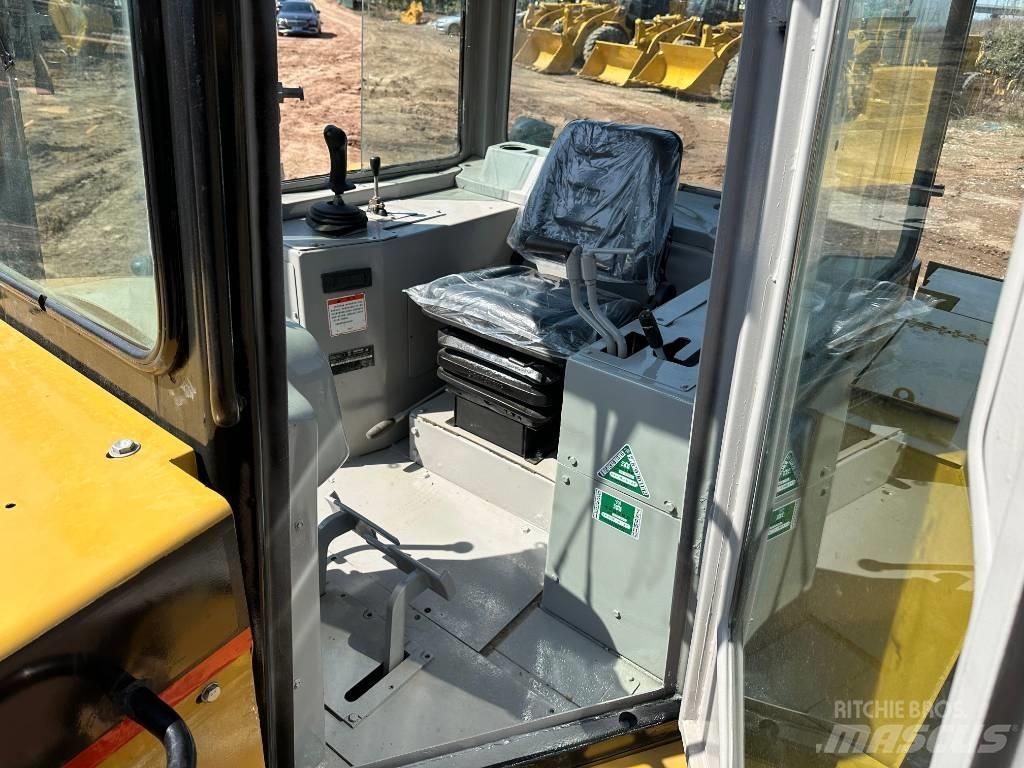 CAT D 6 G Buldožeri guseničari
