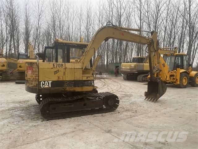 CAT E70B Bageri guseničari