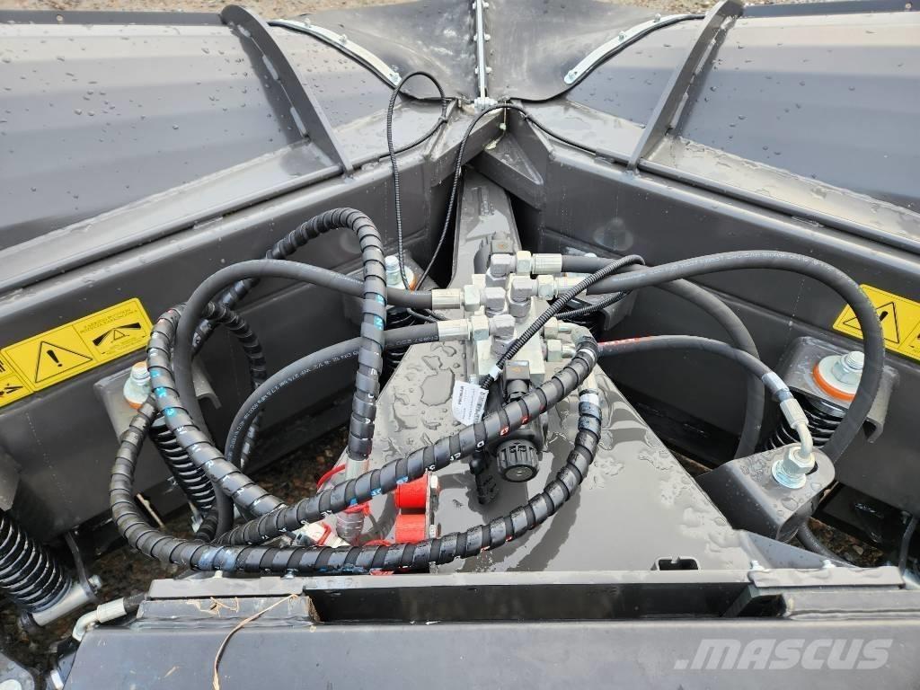 Pronar PUV 3300 Snežne daske i plugovi