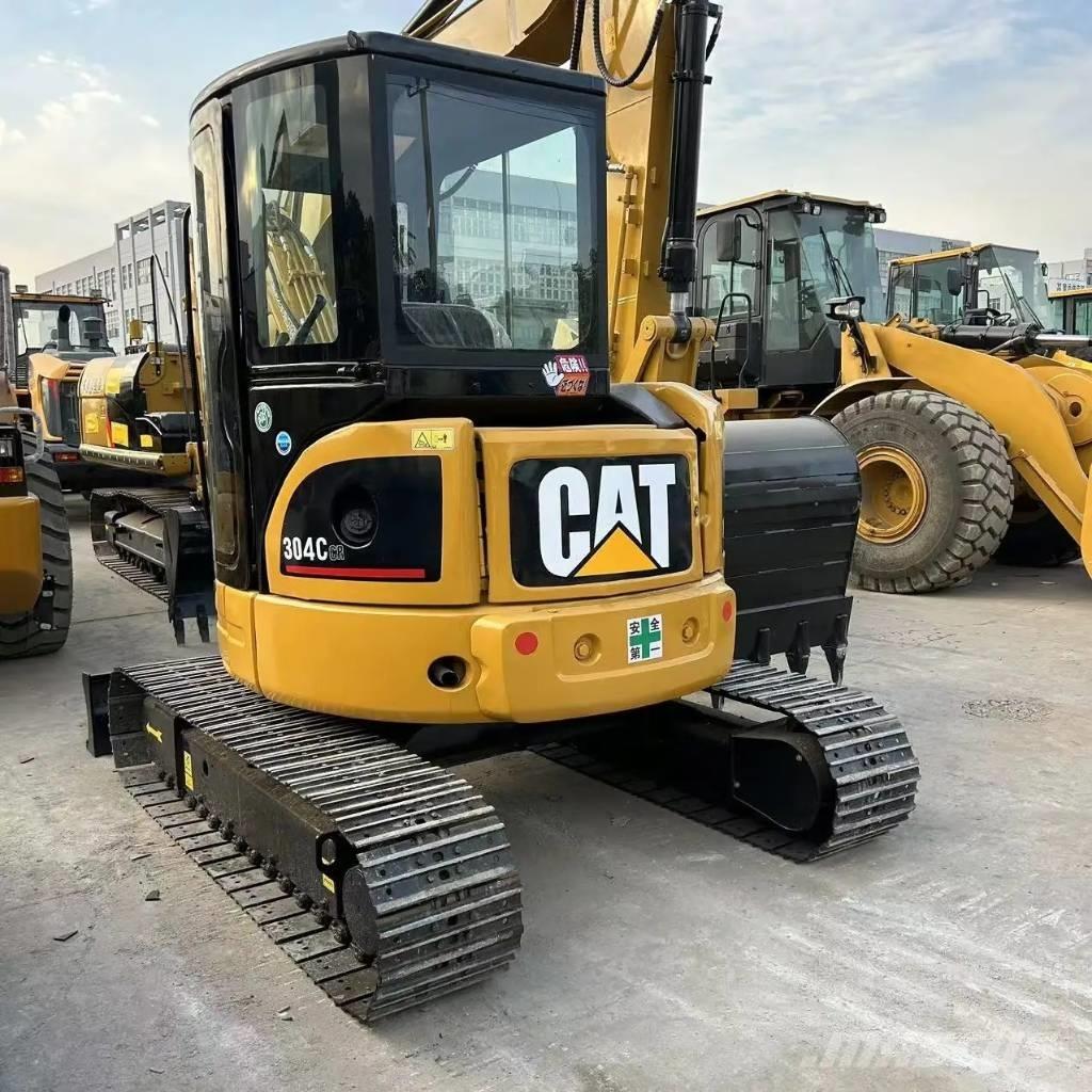 CAT 304C CR Mini bageri < 7t