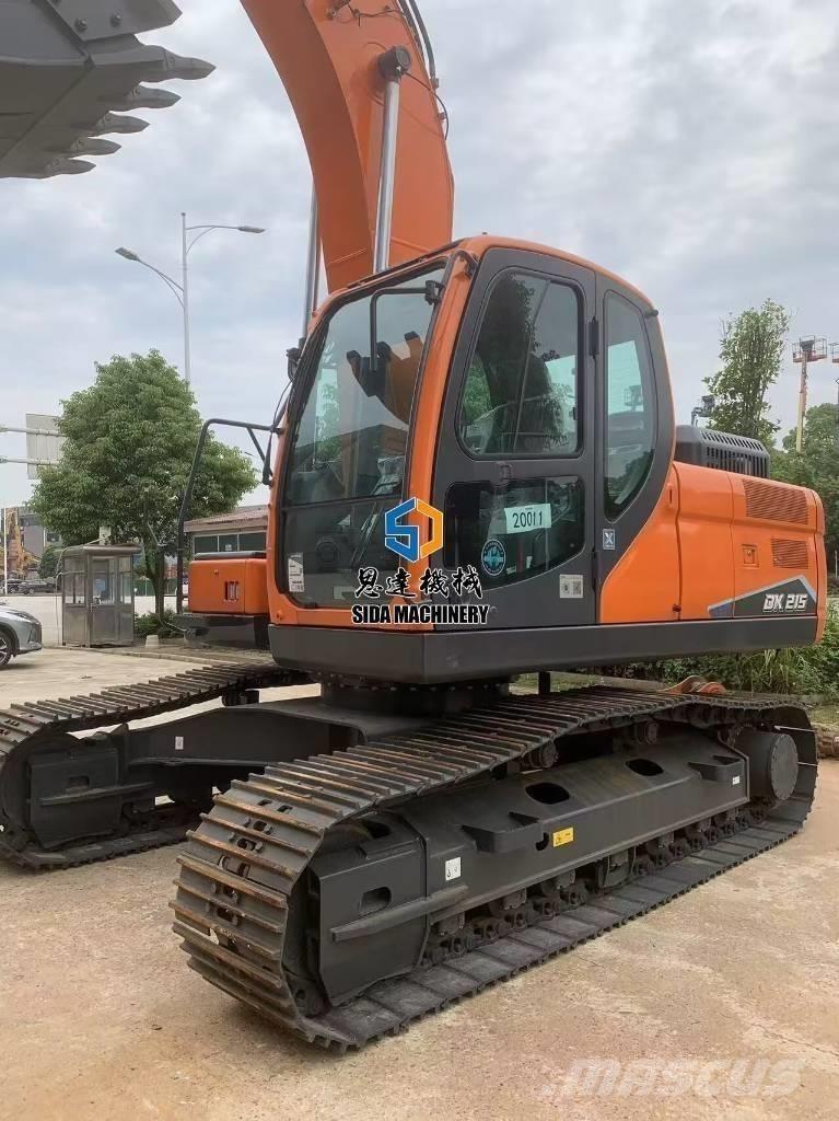 Develon DX 215 Midi bageri 7t – 12t