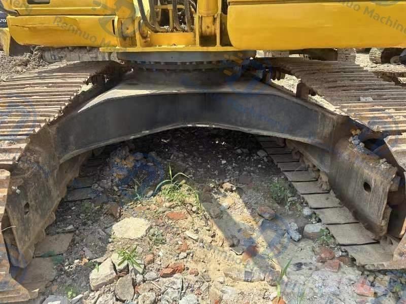 Komatsu PC220-7 Bageri guseničari