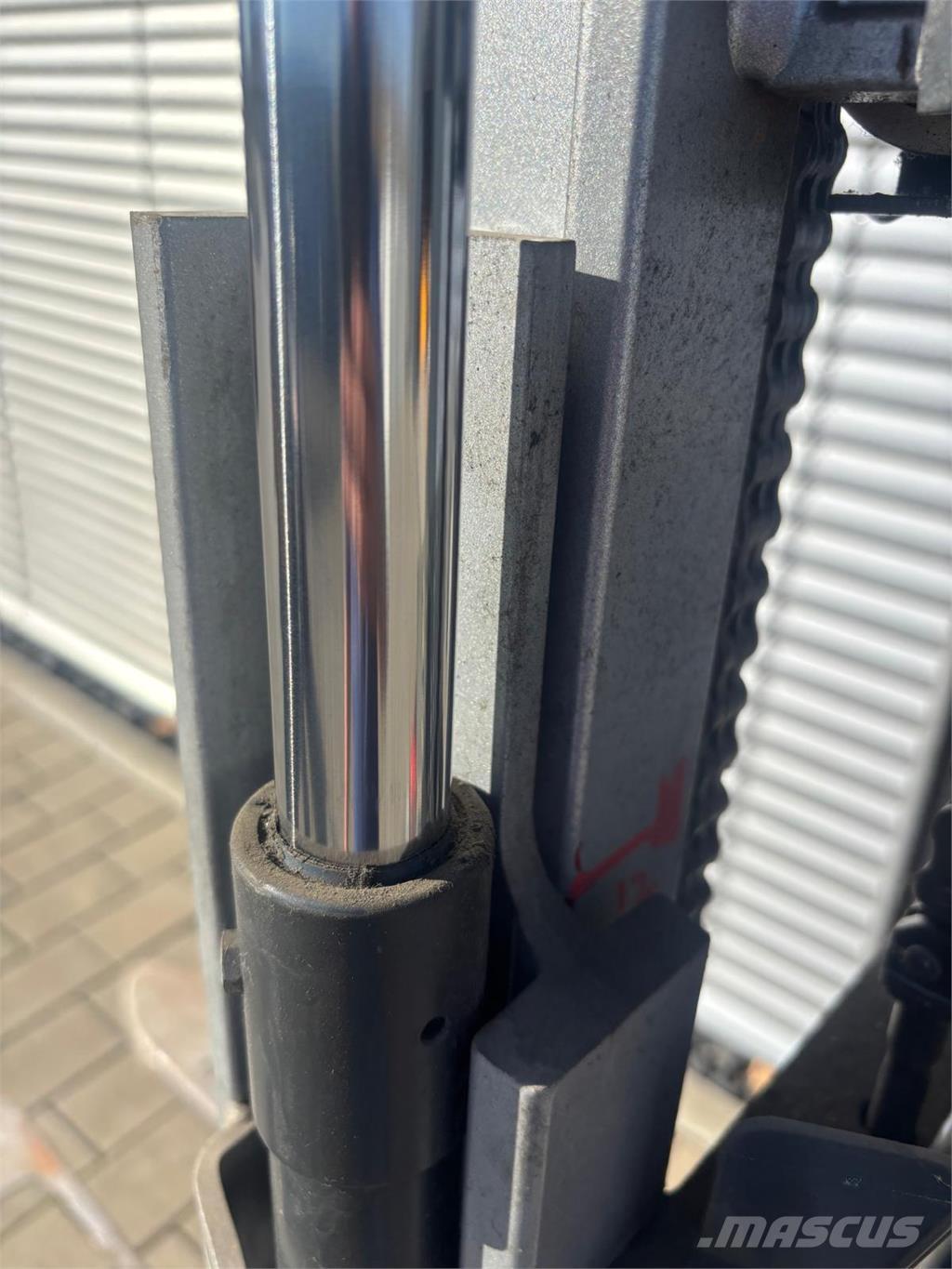 Still EXV12 Samopogonski ručni viljuškari