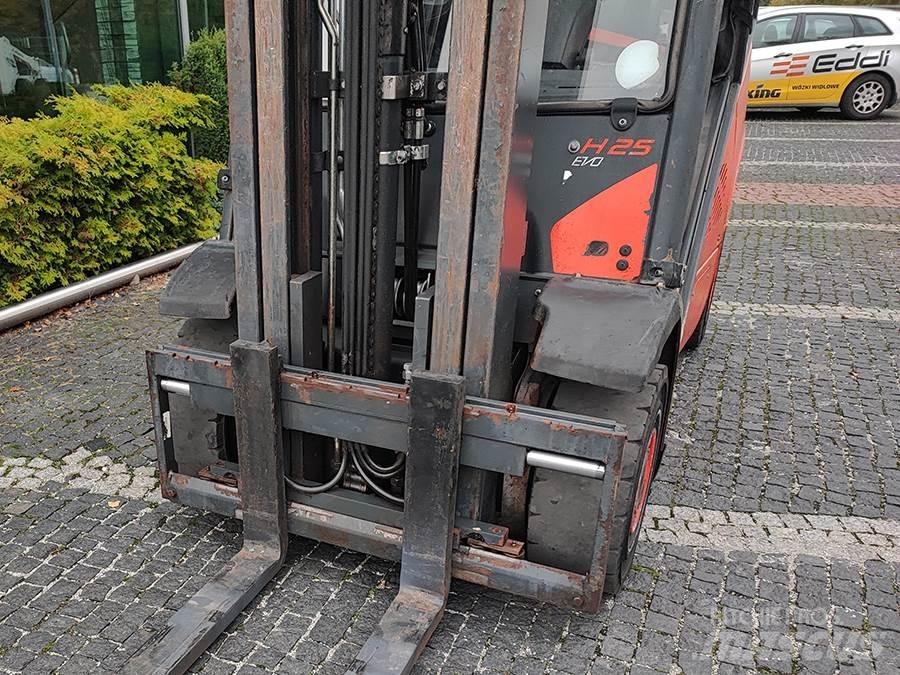 Linde H25D-02 Dizelski viljuškari