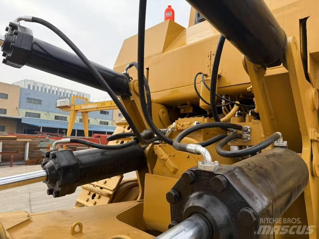 CAT D 10 R Buldožeri guseničari