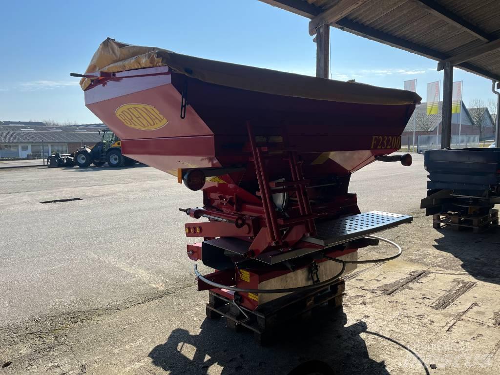 Bredal F2 3200 Rasturači đubriva