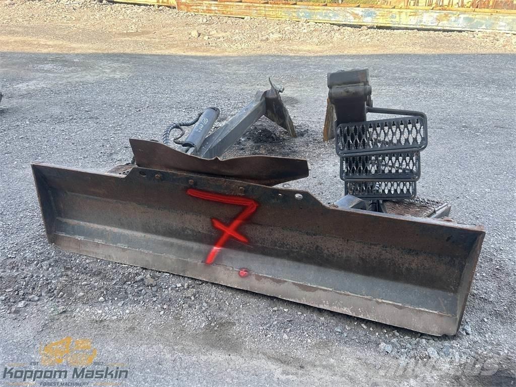 Valmet 890.2 Ostale komponente