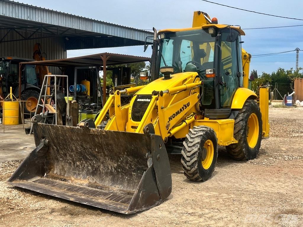 Komatsu WB 97 R-5 Rovokopači