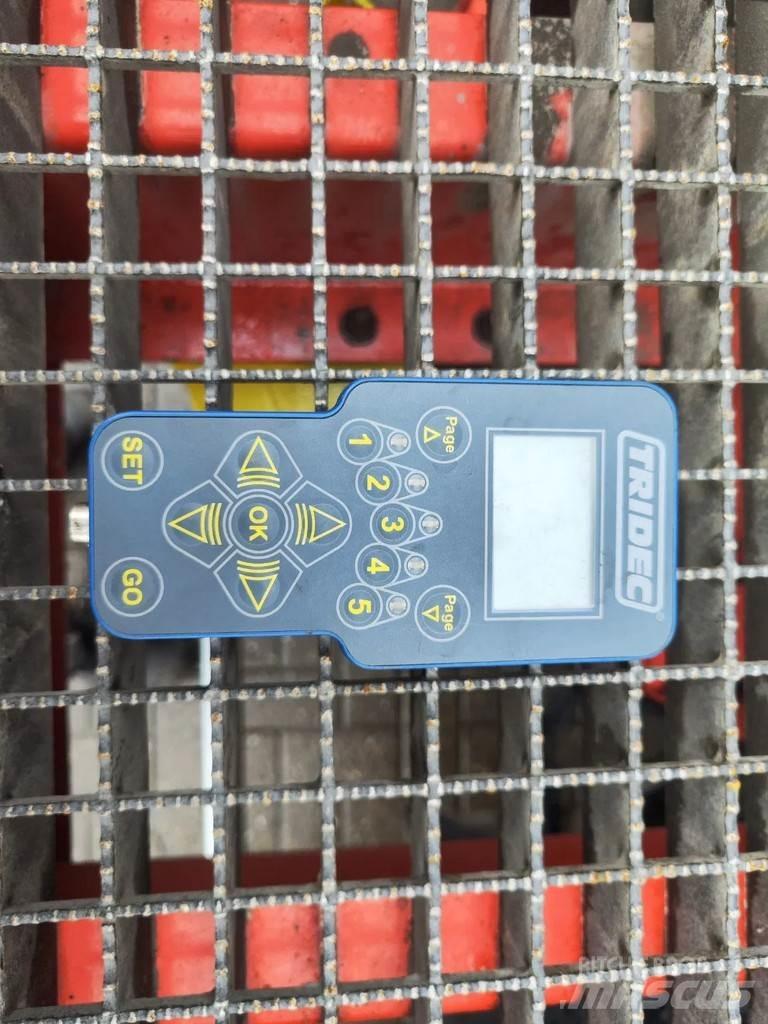 Hangler 3 STZL 30 Poluprikolice labudice