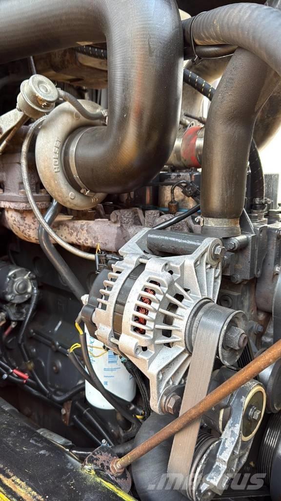 JCB 718 Zglobni damperi