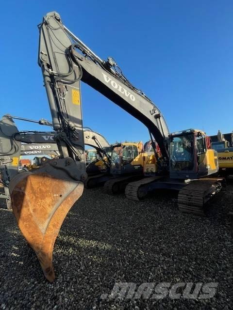 Volvo EC220EL Bageri guseničari