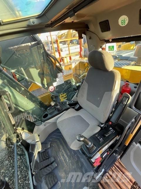 Volvo EC220EL Bageri guseničari