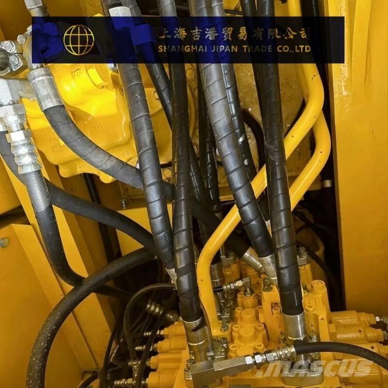 Komatsu PC 220 Bageri guseničari