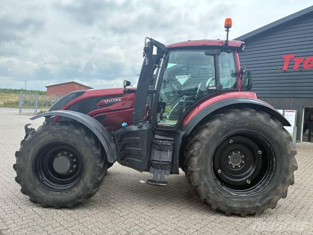 Valtra 254 Versus Traktori