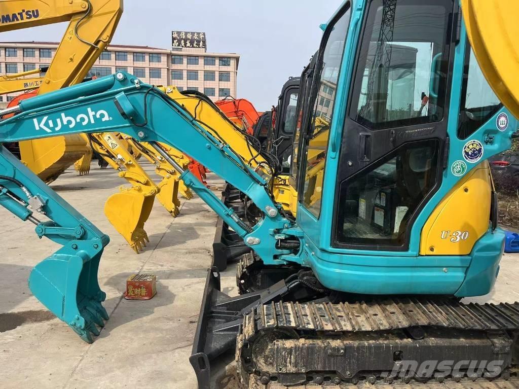 Kubota U 30 Bageri guseničari