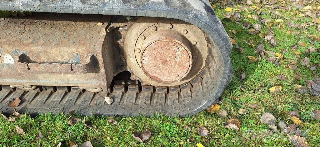 Kobelco E 70 SR Bageri guseničari