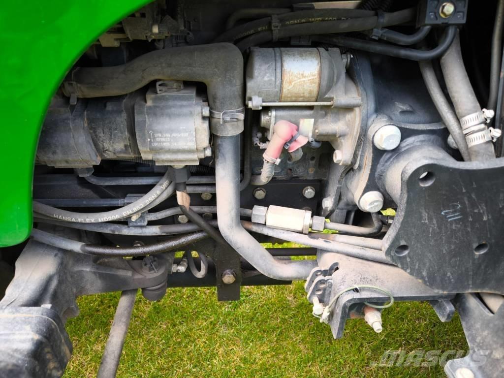 John Deere 3720 Manji traktori