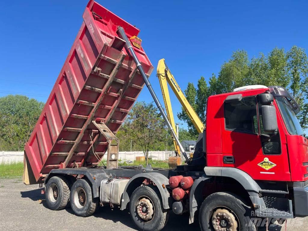 Iveco Trakker 440 Kiperi kamioni