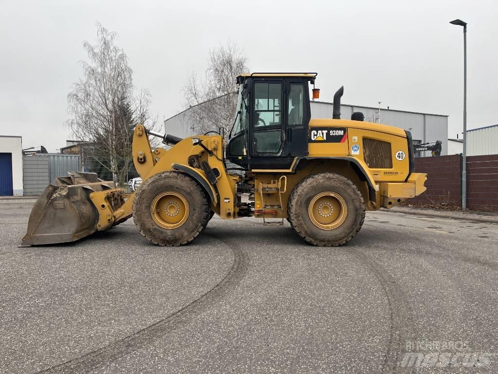 CAT 930M Utovarivači na točkove