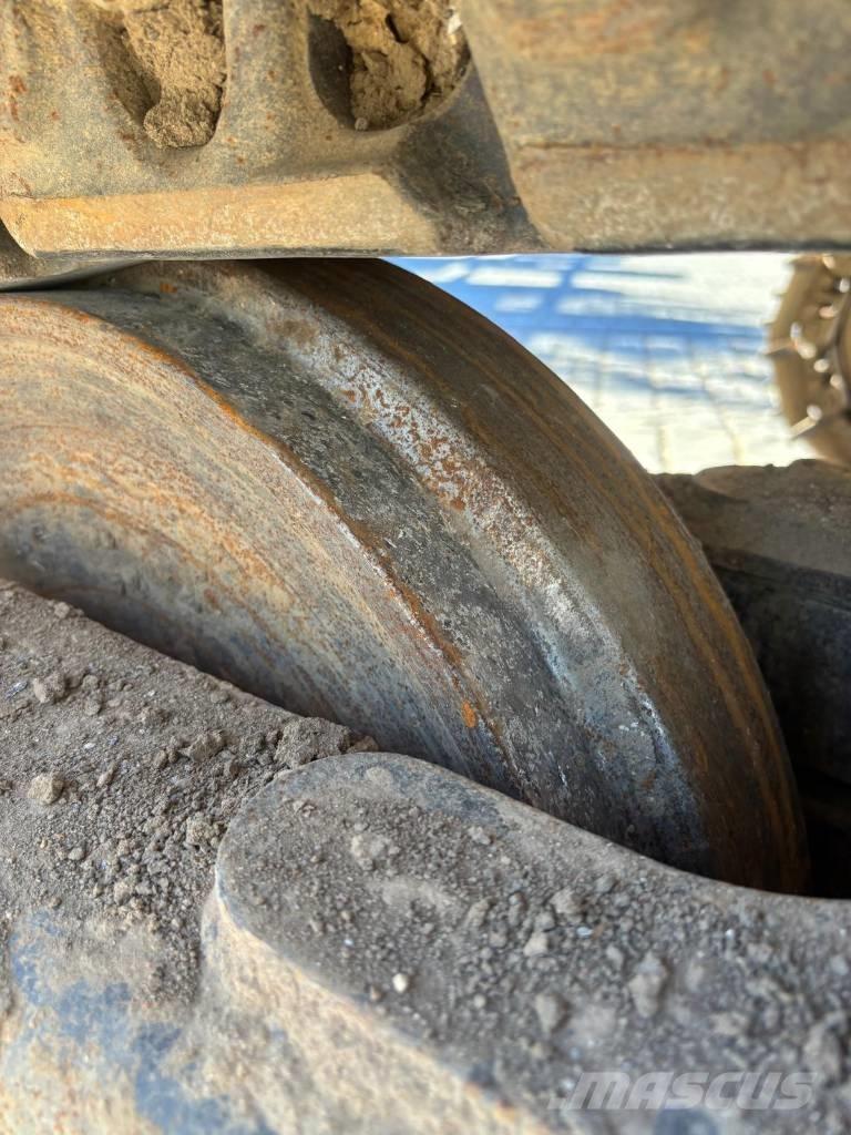 CAT 320 Bageri guseničari