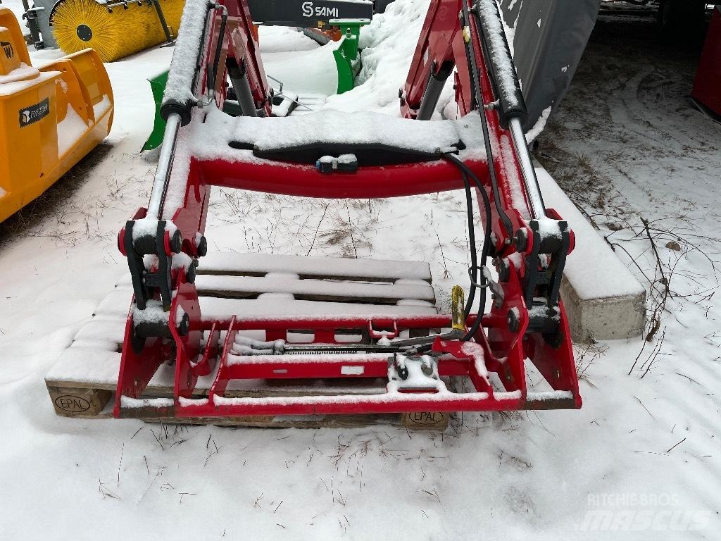 Massey Ferguson 945 Prednji utovarivači i bageri