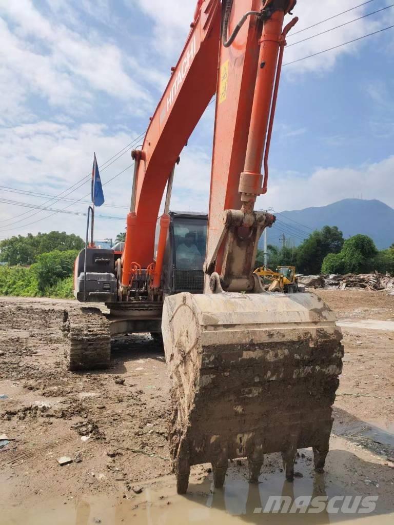 Hitachi EX 200-5 Bageri guseničari