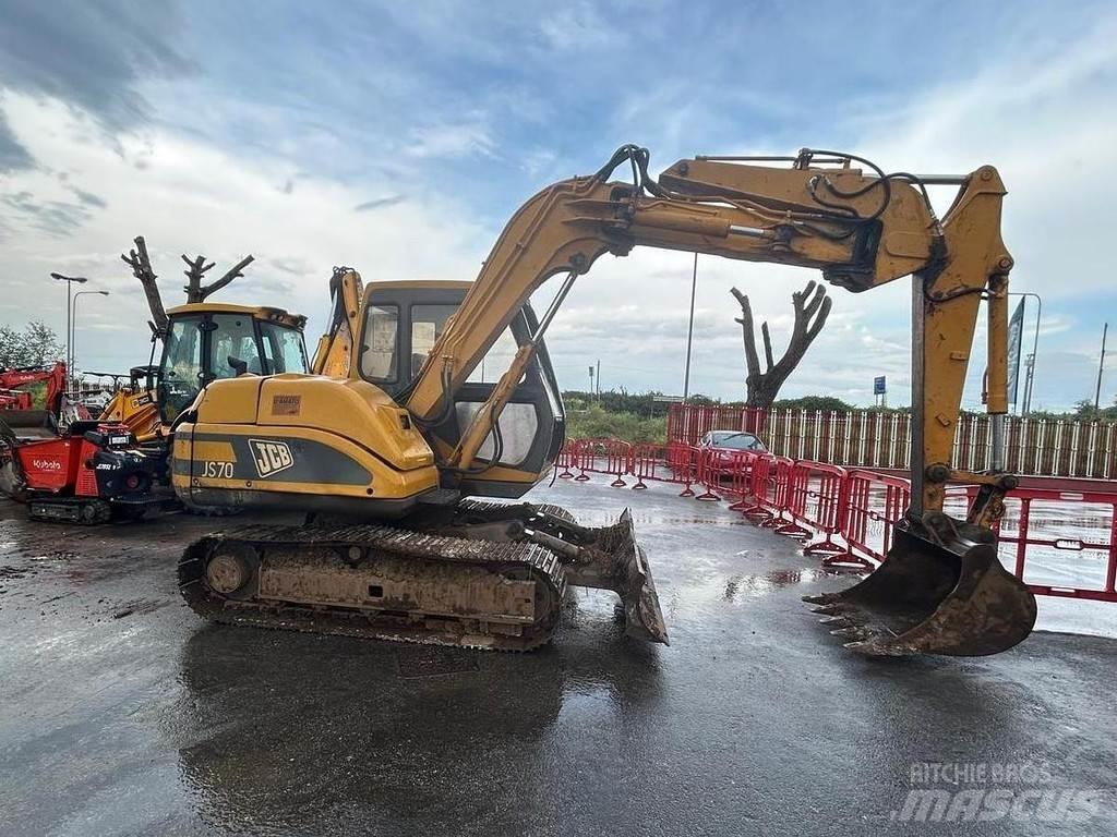 JCB JS70 Midi bageri 7t – 12t