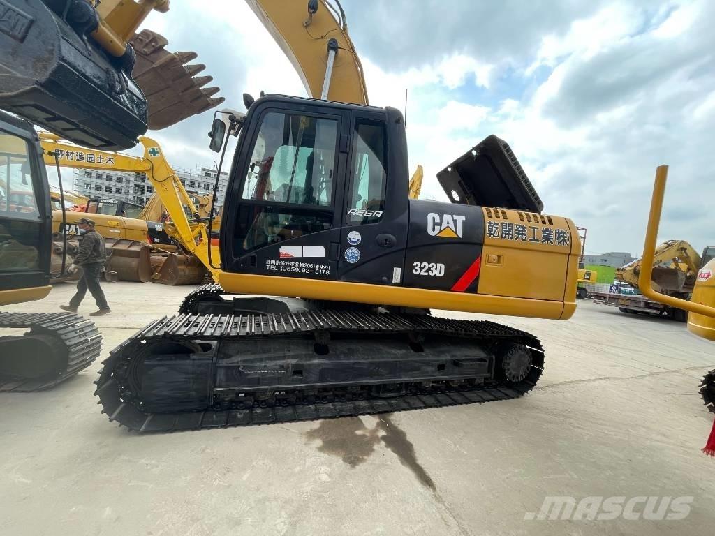 CAT 323 D Bageri guseničari