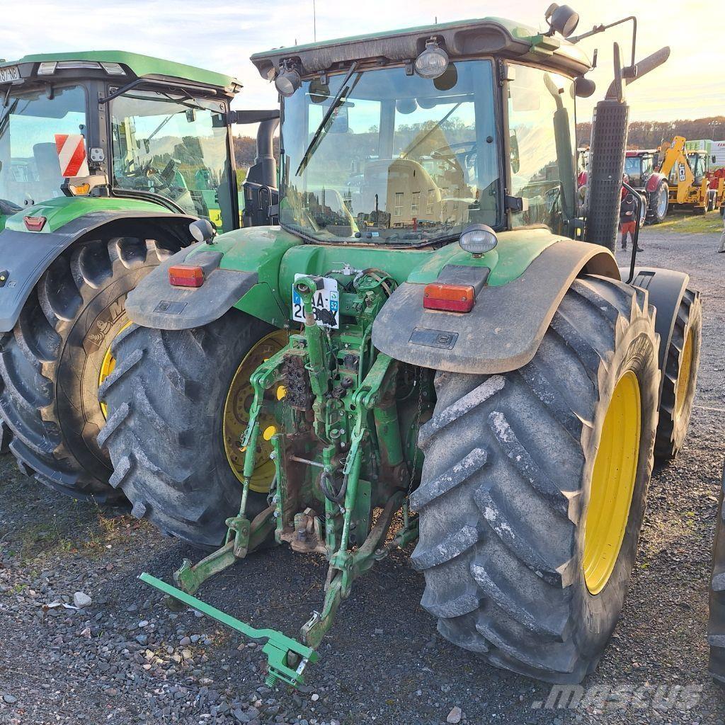 John Deere 7830 Traktori