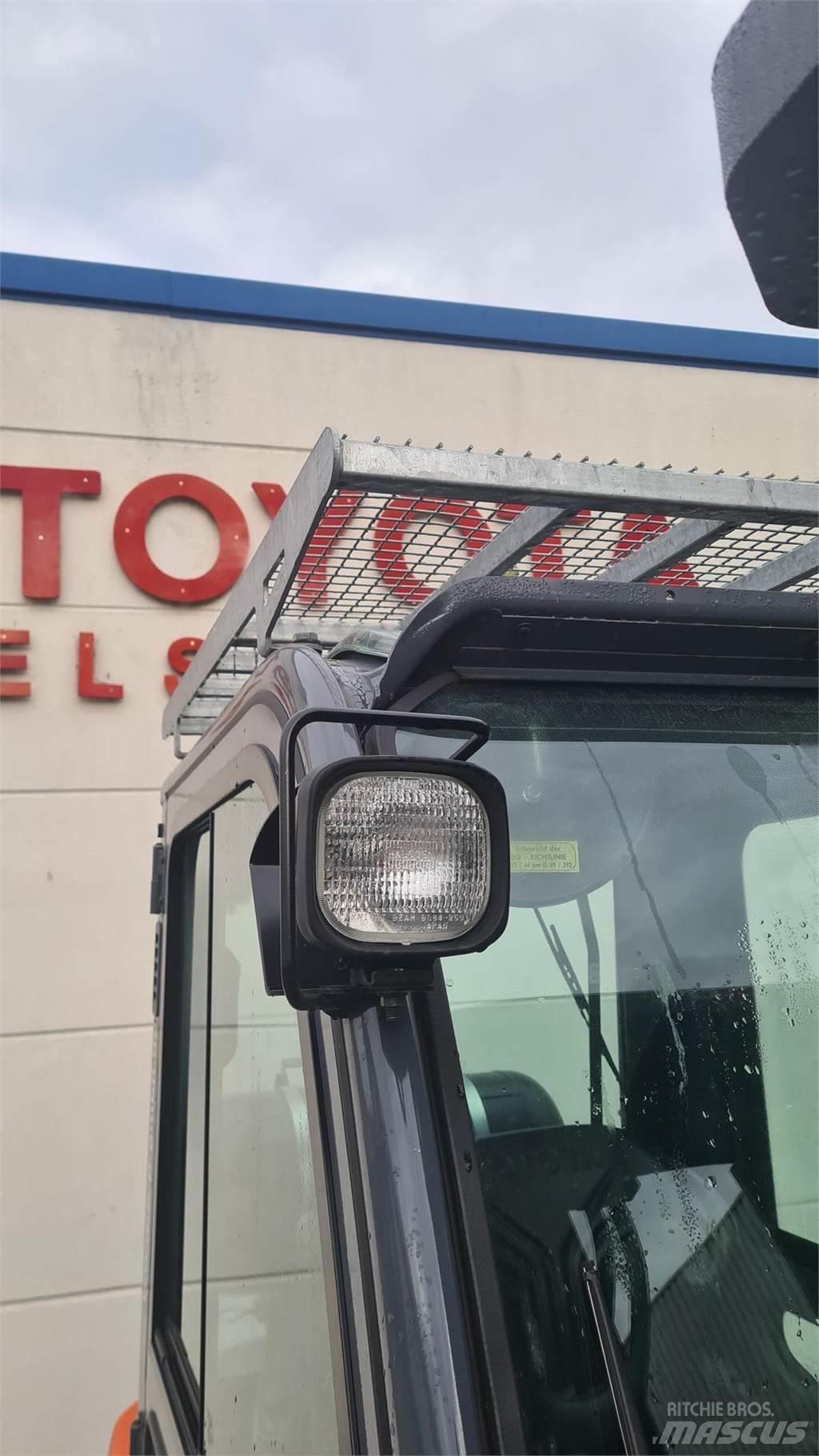 Toyota 02-8FGF30 Plinski viljuškari