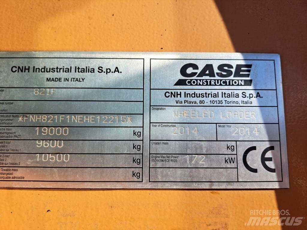 CASE 821 F Utovarivači na točkove