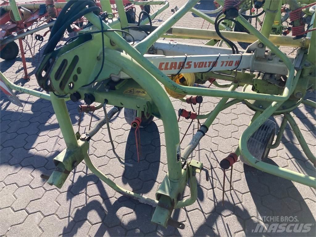 CLAAS Volto 770 Okretači i sakupljači sena