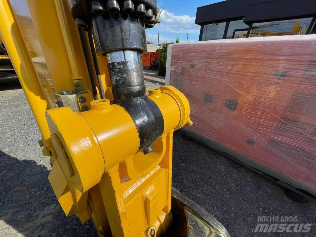 JCB JS 220 XD Bageri guseničari