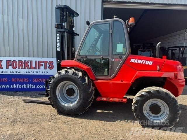 Manitou M 26.4 Vanterenski viljuškar