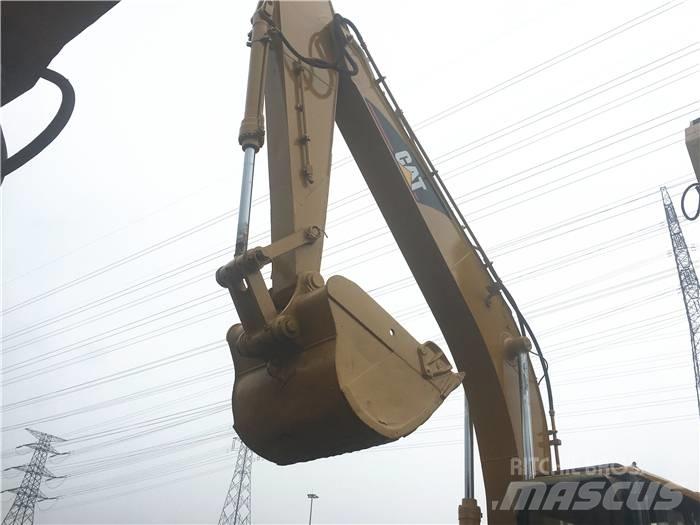 CAT 320 B L Bageri guseničari