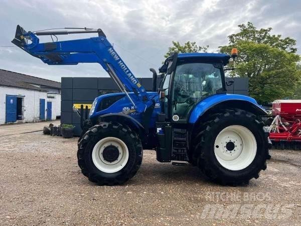 New Holland T7.225 Traktori