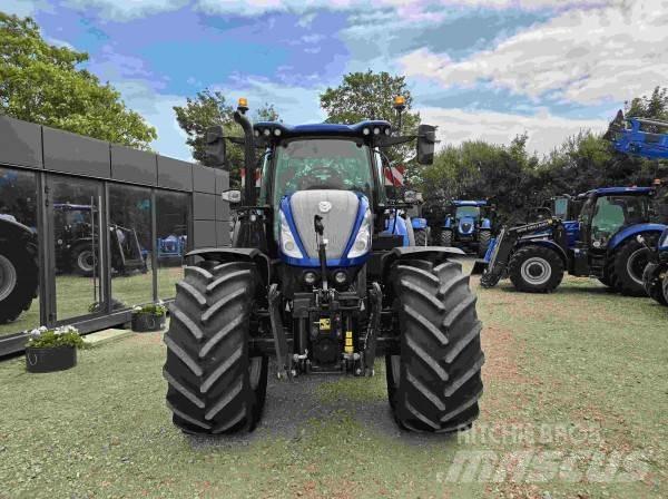 New Holland T7.260 Traktori