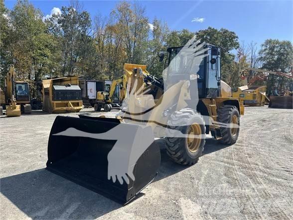 CAT 910 Utovarivači na točkove