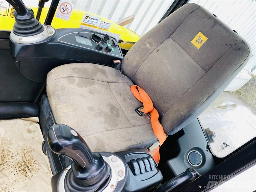 JCB 8050RTS Midi bageri 7t – 12t