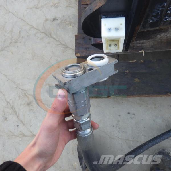 Sandvik CB45S Čekići