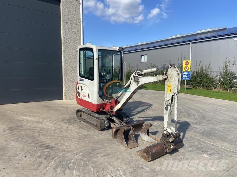 Takeuchi TB216 Bageri točkaši